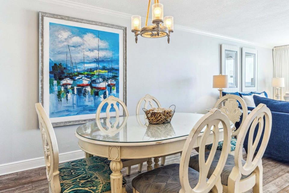 Dining Table for 6, plenty of room for family game night and meals