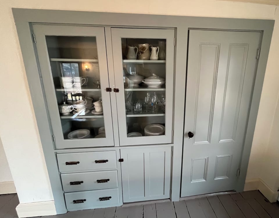 Dining room. More pictures to come