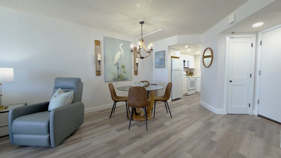 Jeff and Gina Properties - Ocean Trillium 304 (OT304) - New Smyrna Beach - 1 Bedroom - 1 Bathroom - Atlantic Ocean - Waterfront - Beach Front