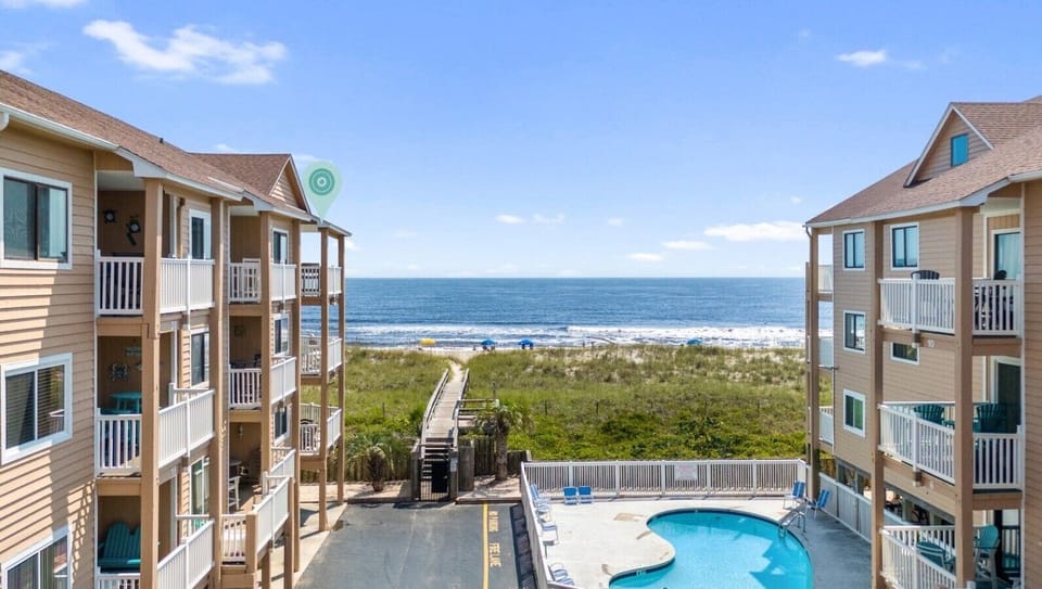 Pool & Beach Access