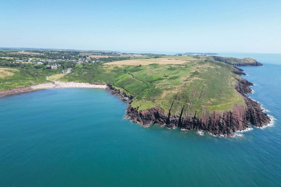 Indigo Blue - 2 Bedroom Holiday Home - Manorbier (27900)