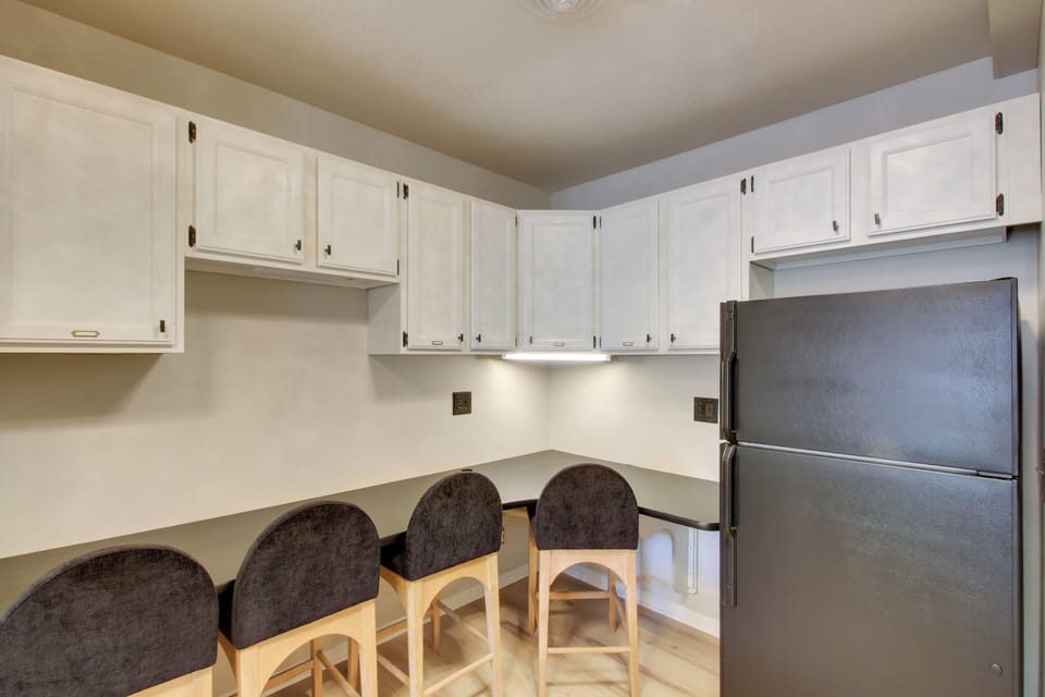 Living Space | Microwave | Coffee Pot