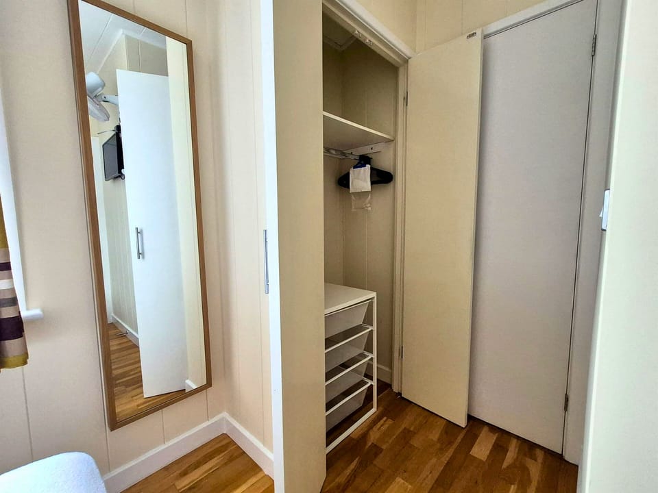 Bella Mere - Bedroom Master 2