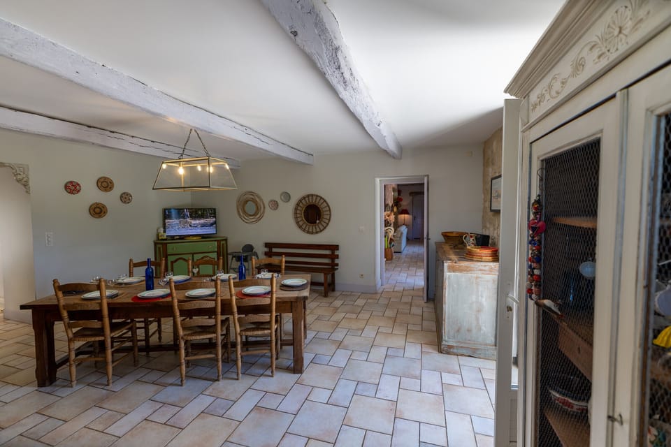 Overview – Access to the living room