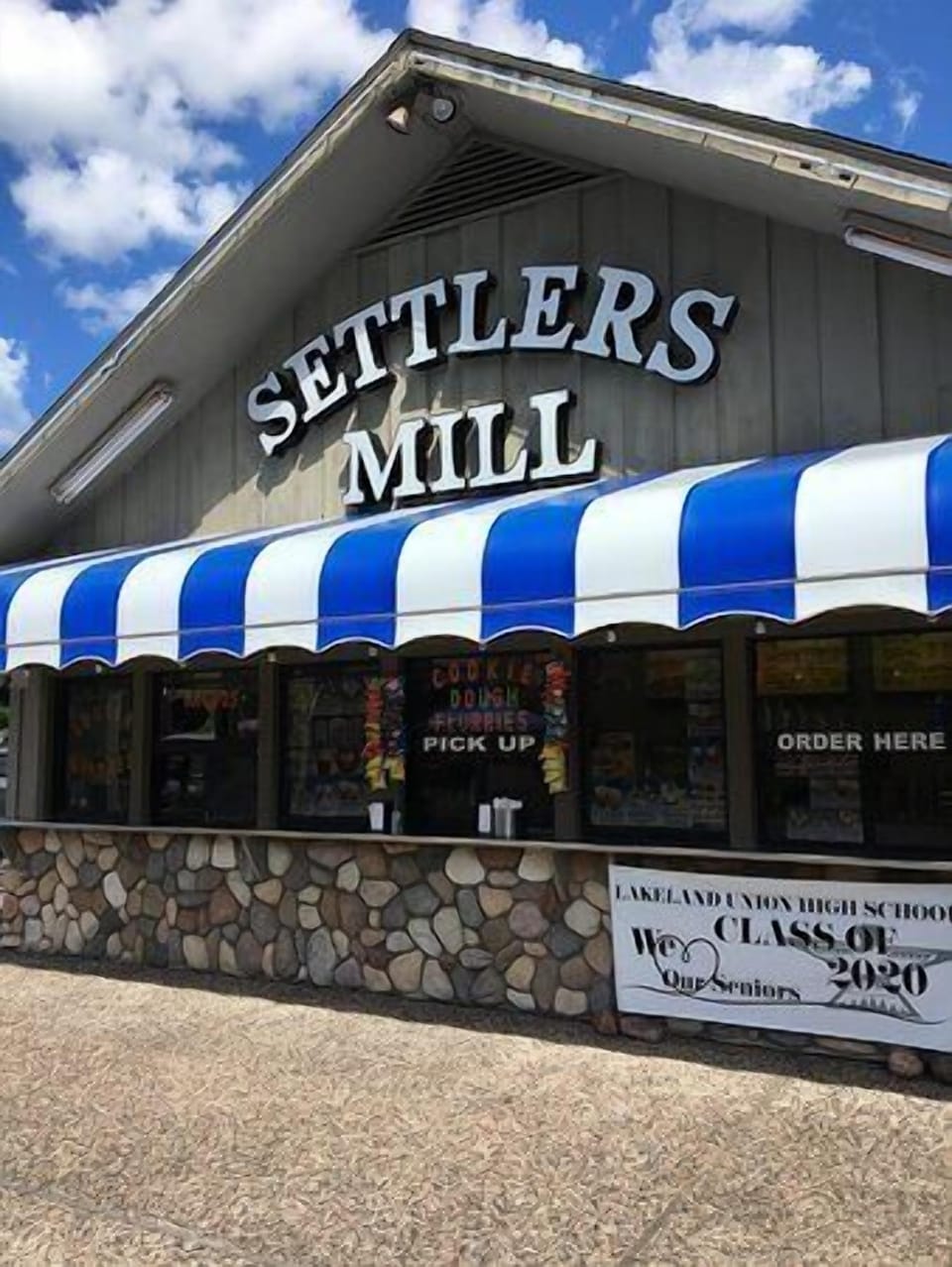 Enjoy a game of miniature golf and then a delicious ice cream.