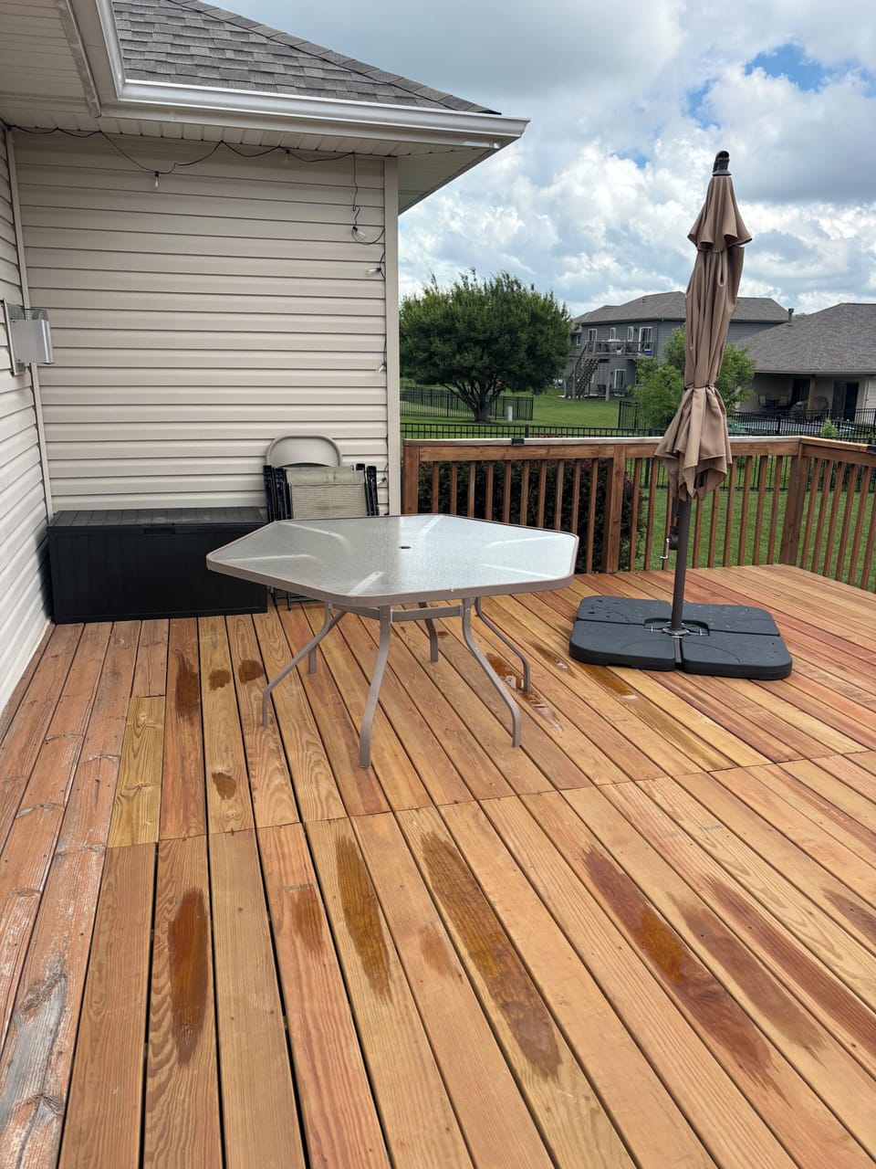 Outdoor deck seating