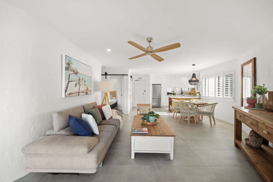 Stay connected with complimentary WiFi and enjoy your favourite shows on the Smart TV.