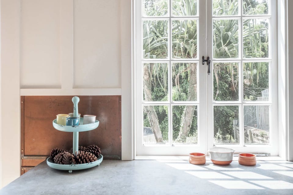 Charming kitchen with an outlook.