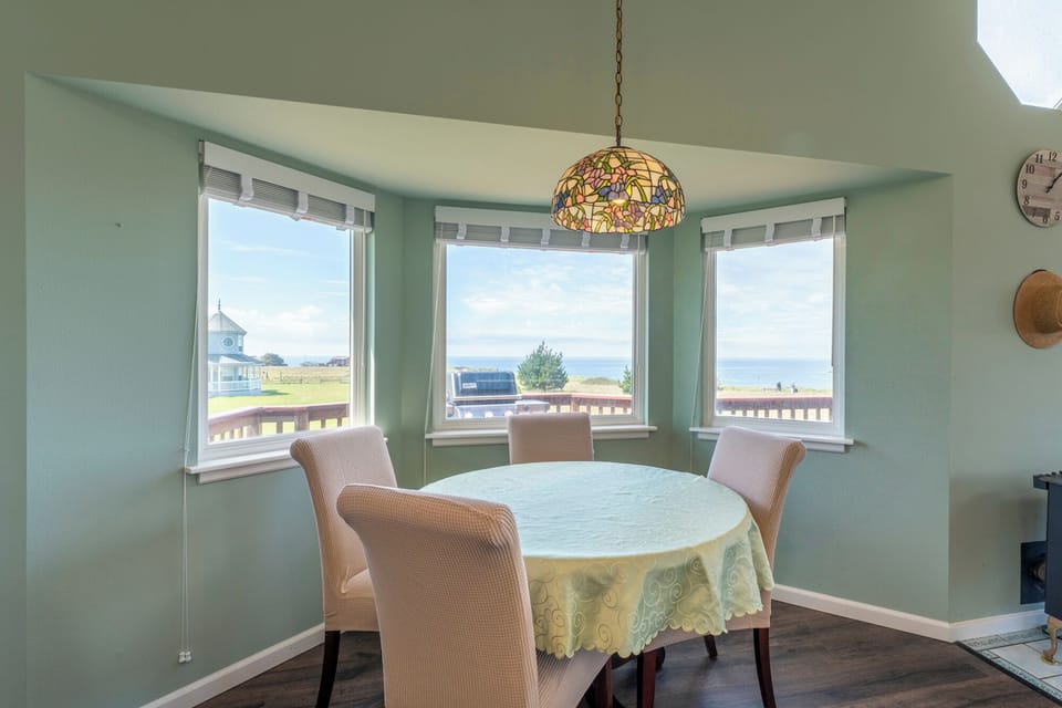 The dining nook