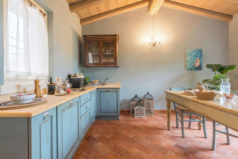 Autumn, Kitchen, Spring, Summer