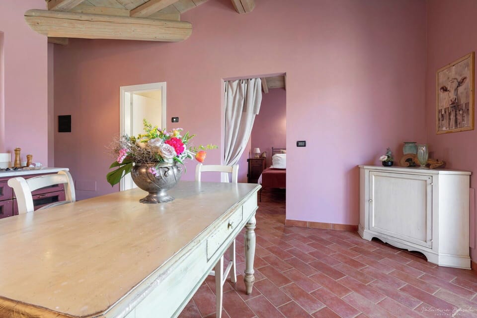 Autumn, Kitchen, Living Room, Spring, Summer
