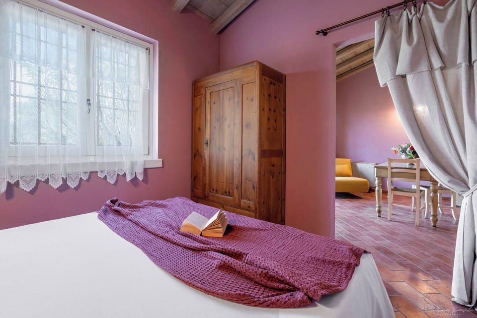Autumn, Bedroom, Spring, Summer
