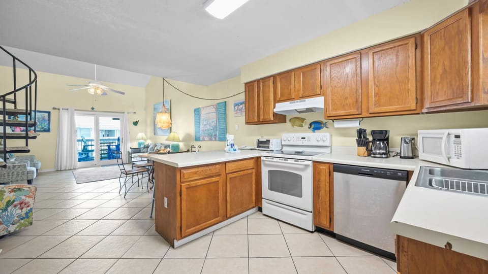 Lagoon Run 312 - Fully equipped kitchen with everything you need for your stay.