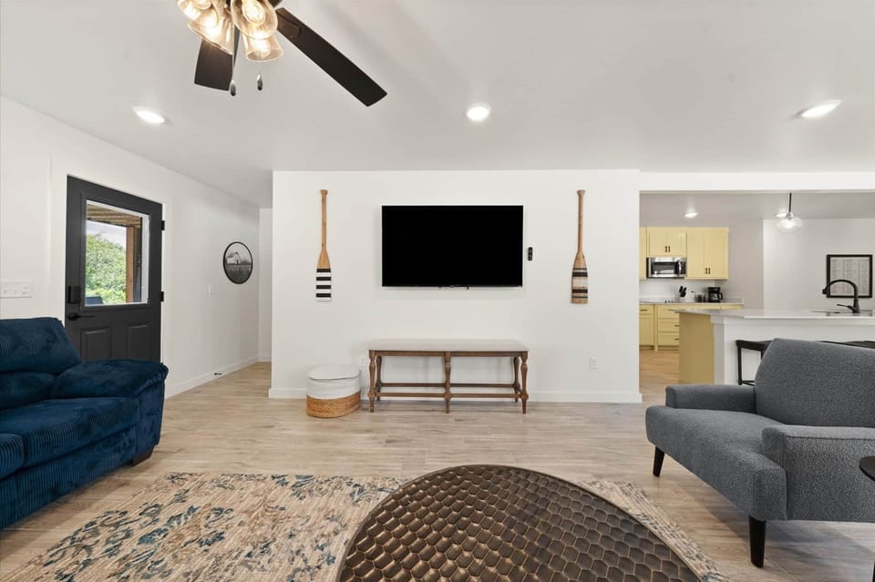Living area with TV