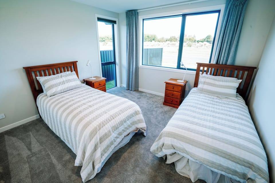 2x single beds perfect for families