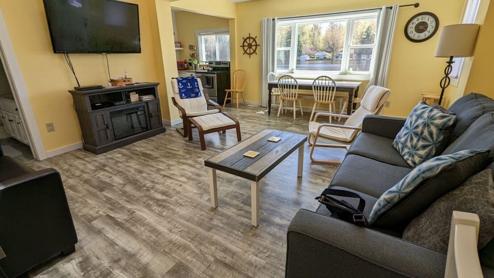 Living Room 3