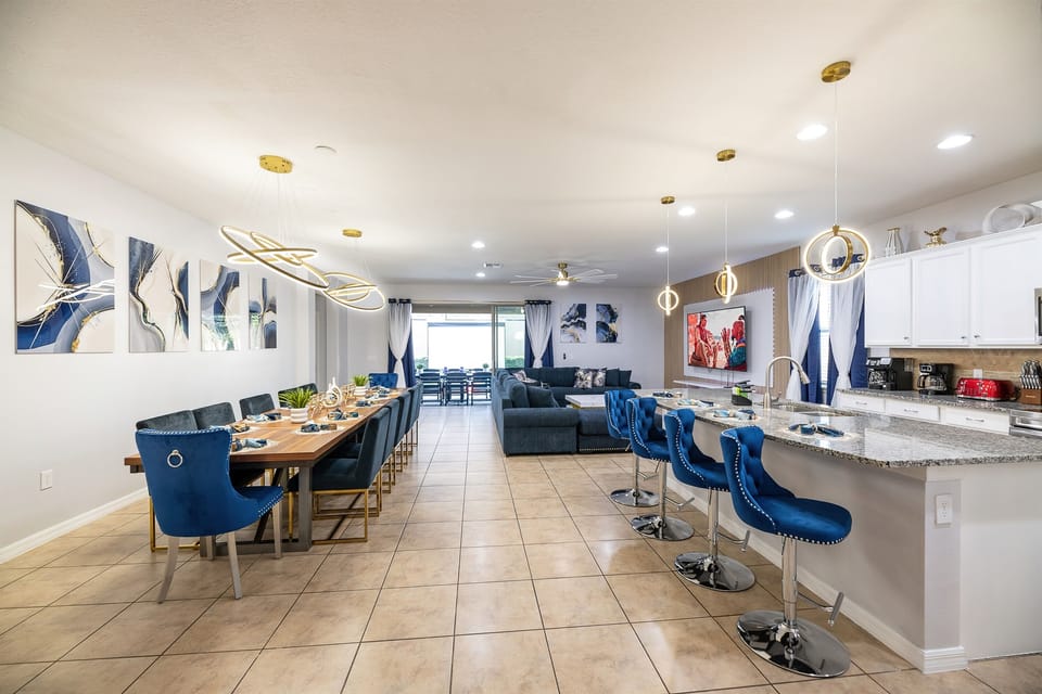 Open Plan Kitchen, Dining & Living Room
