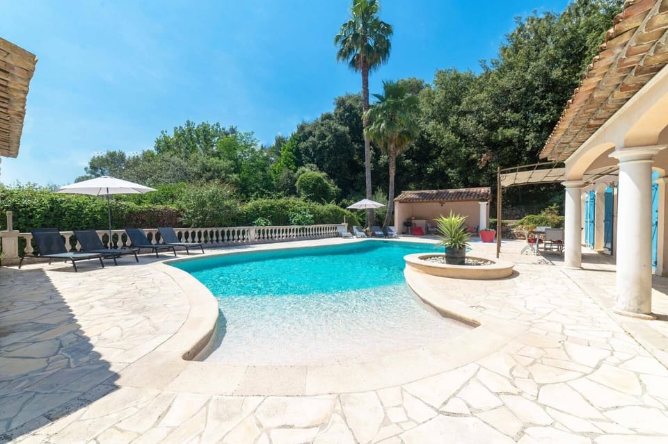 Villa Serenity image