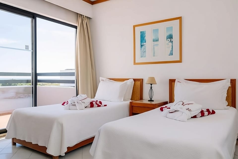 Unpack and relax by the window with airy, quiet vibes.