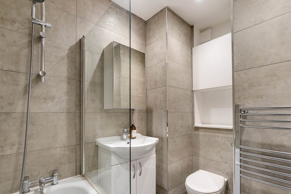 Bathroom 1