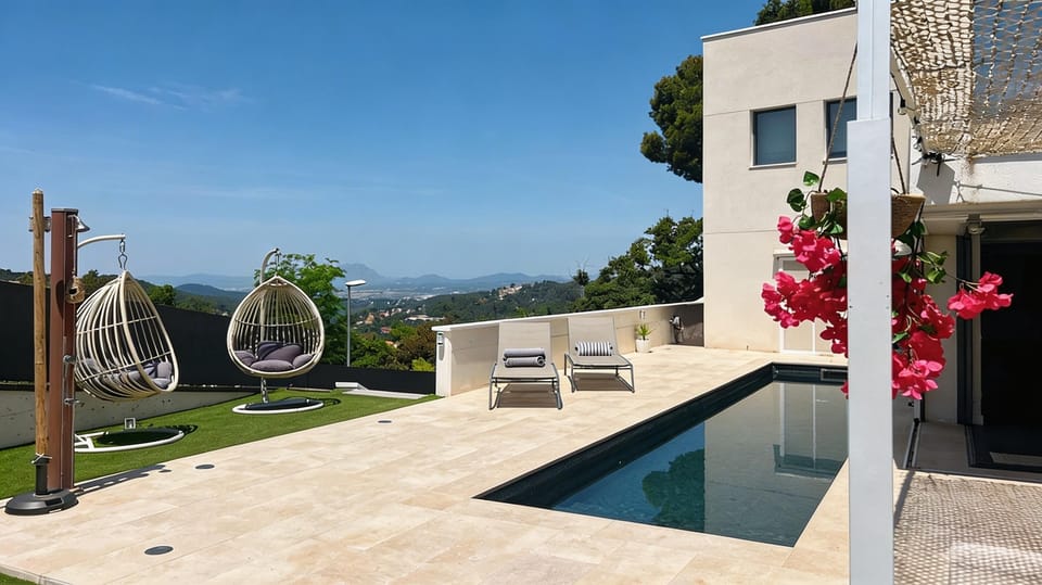 Villa Sunset Amaizing Villa in Barcelona. View  Ourdoor Areas  Calm area - 3