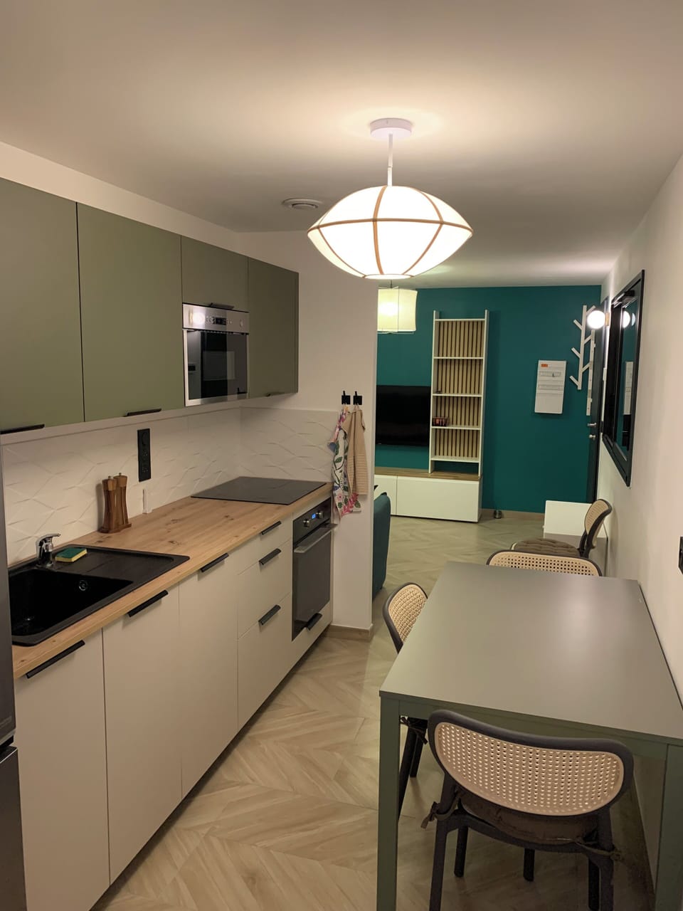 Private kitchen