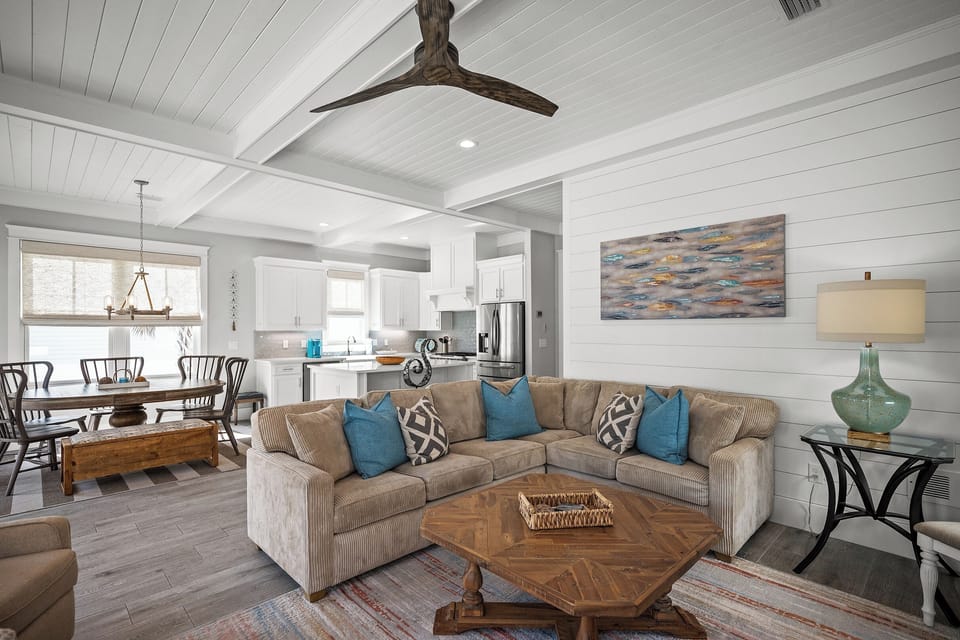 Beach Hanger, Orange Beach, AL - Tannin - Signature Properties