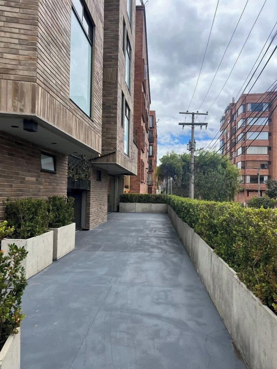 db4ac5d7-1872-4f-GoKI7