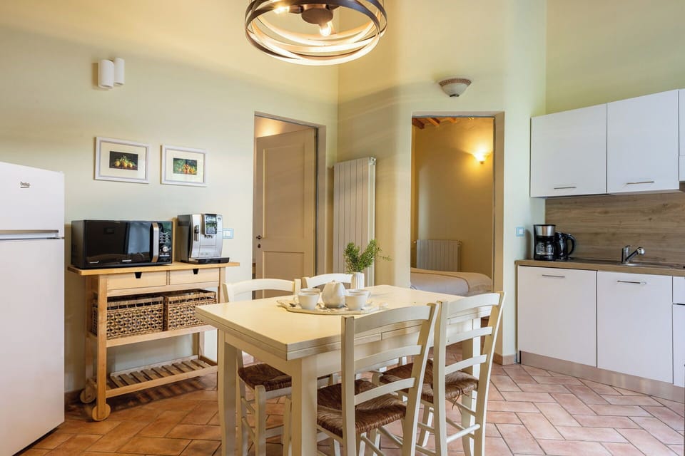 Autumn, Kitchen, Spring, Summer