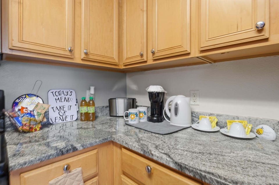 Indoors, Kitchen, Shelf, Furniture, Cupboard