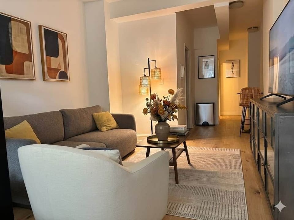Livingroom2
