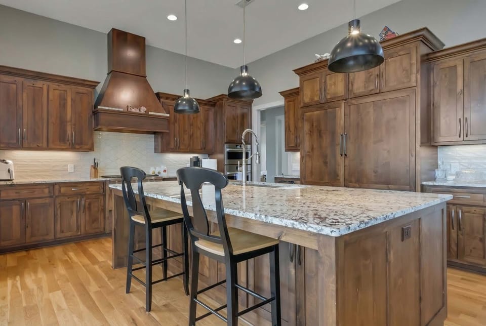 Cook, chat, snack, repeat—this kitchen makes every meal a mini celebration.