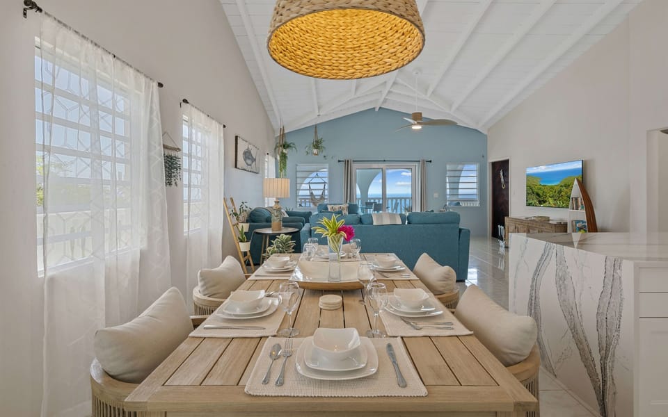 Dining for 6 to enjoy your meals right at home if you prefer to dine indoors.