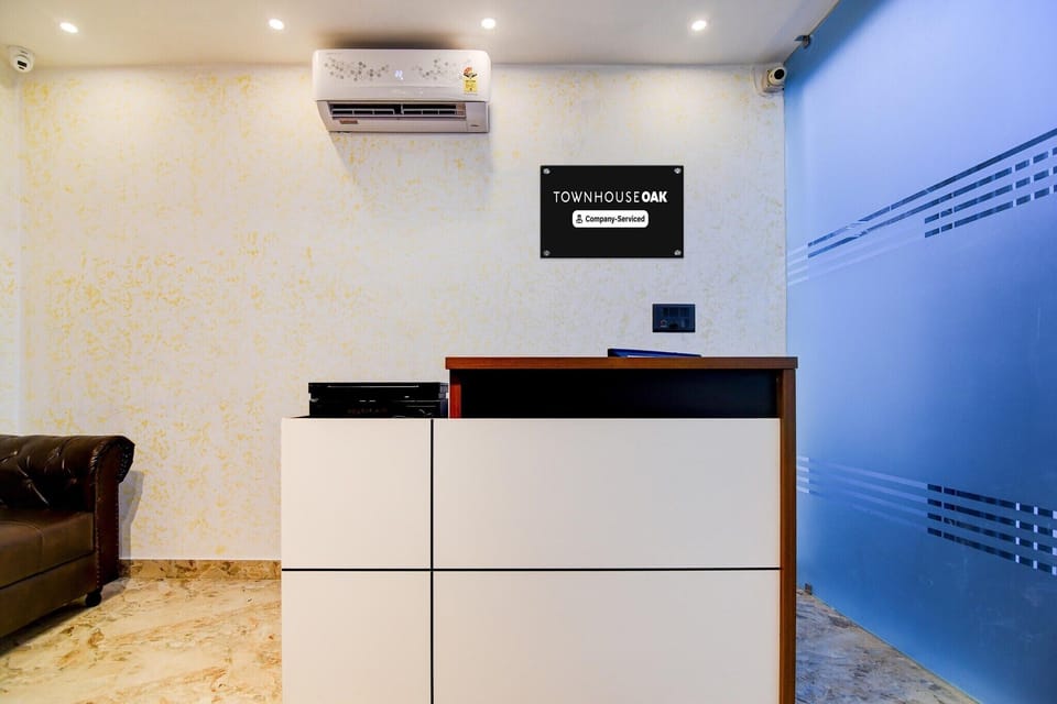 Entrance / Reception