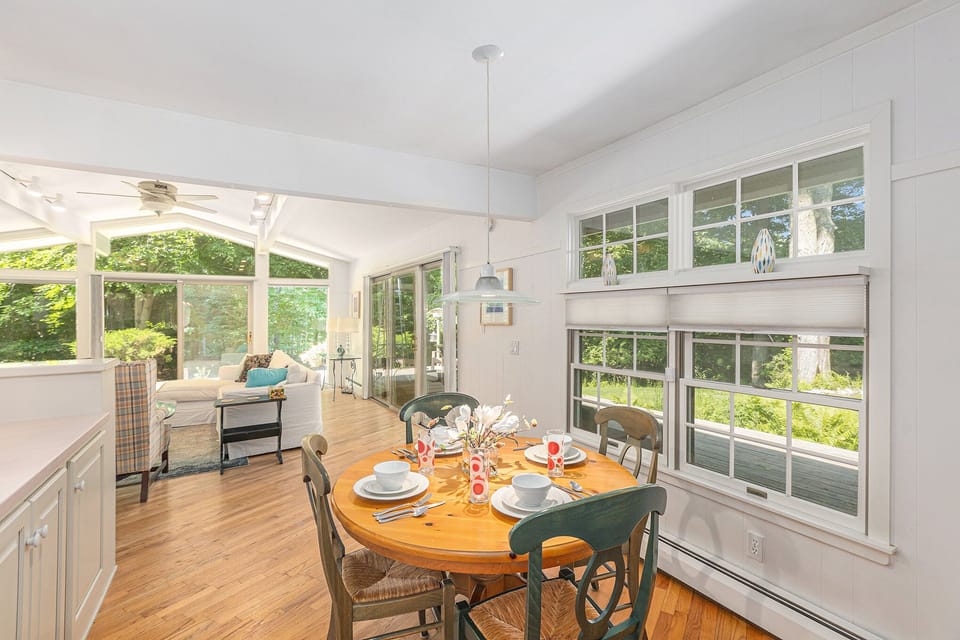 BREAKFAST TABLE:  The home has a cute little breakfast table next to the kitchen.