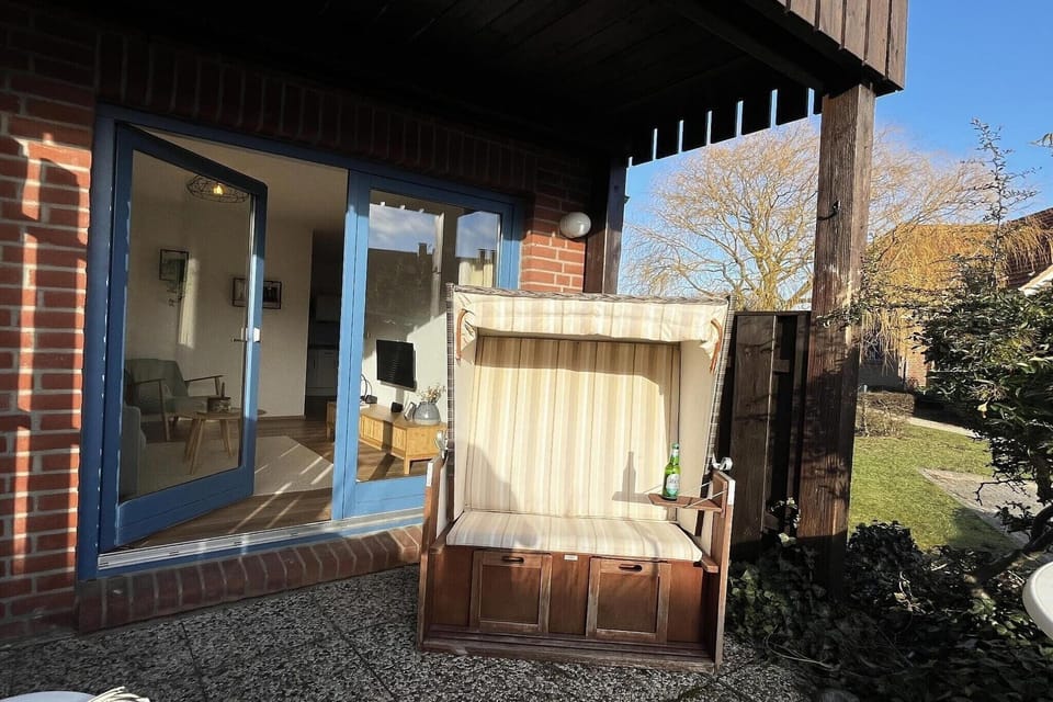 Entrance / Reception