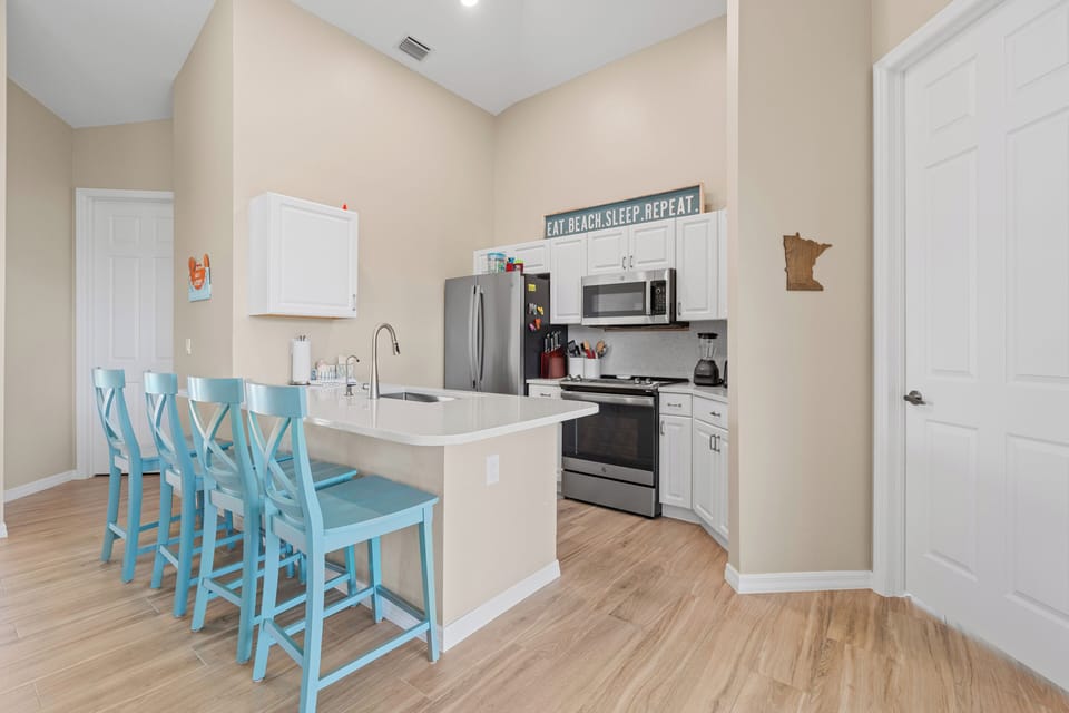 Fully Stocked Kitchen.