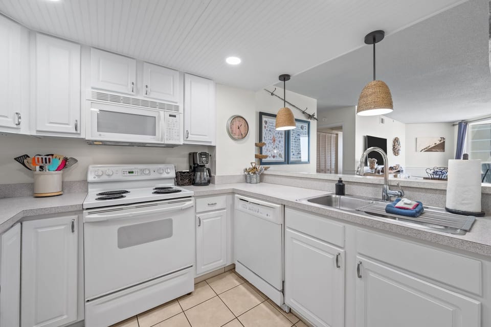 Fully equipped kitchen with modern appliances and everything you need for easy meals at home
