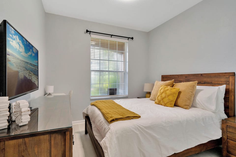 Bedroom2-1