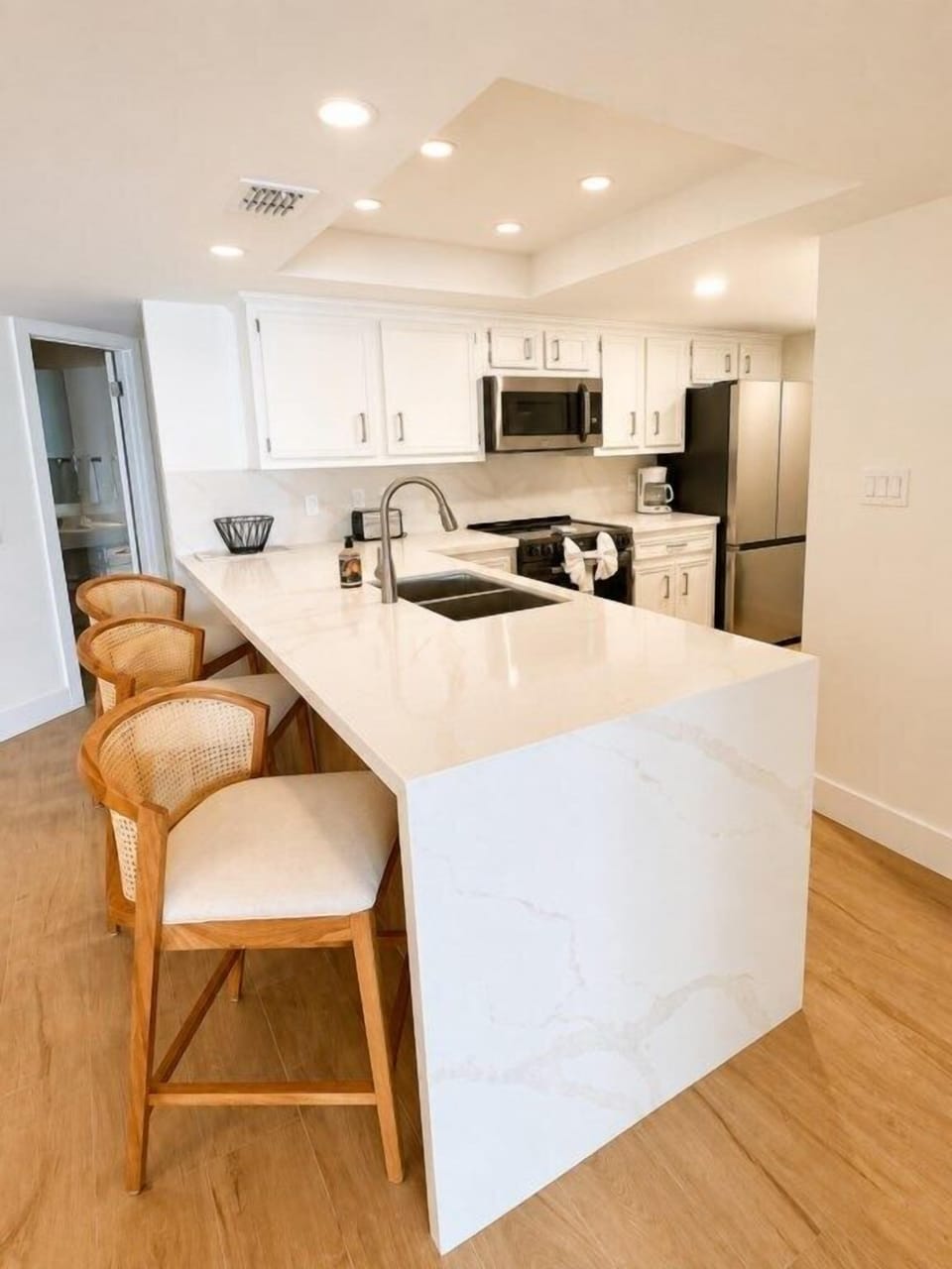 Breakfast Bar                                           