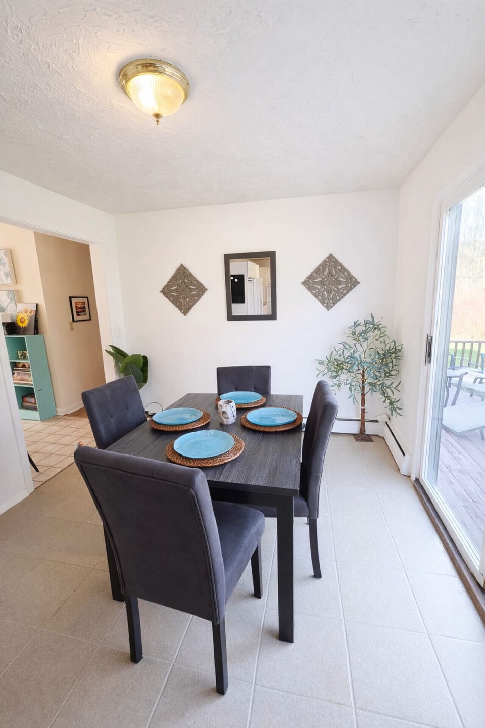Kitchen table