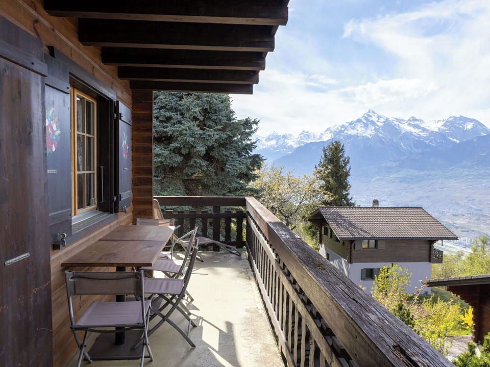 Wood, Mountain Range, Porch, Hill, Home, Cottage, Valley, Hill Station, Ridge, Alps