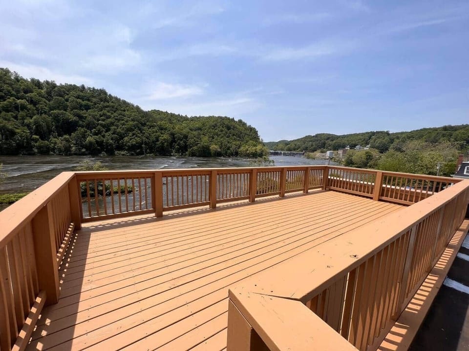 Rooftop Deck