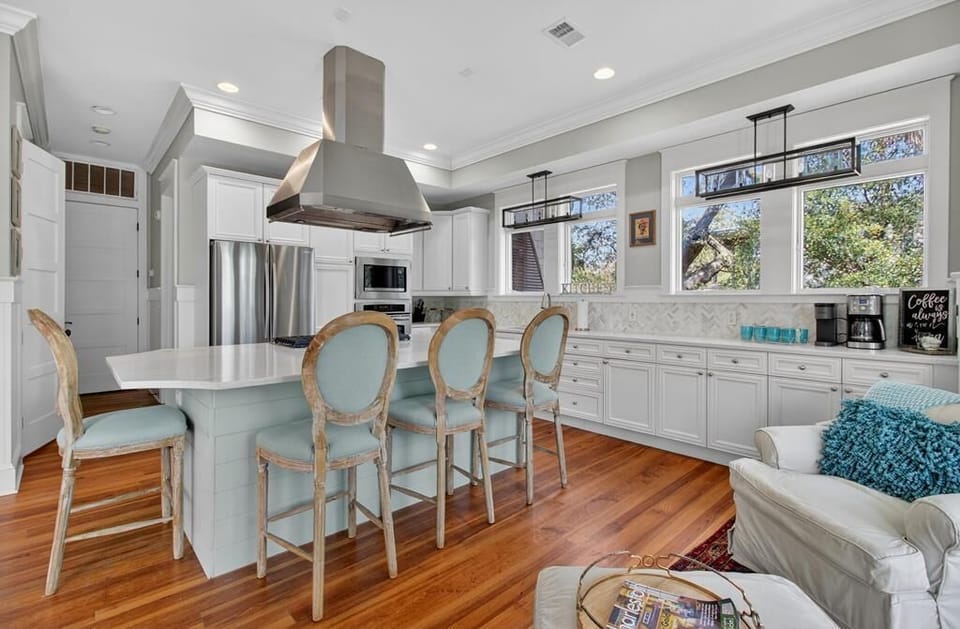 Kitchen at 23 42nd Ave
