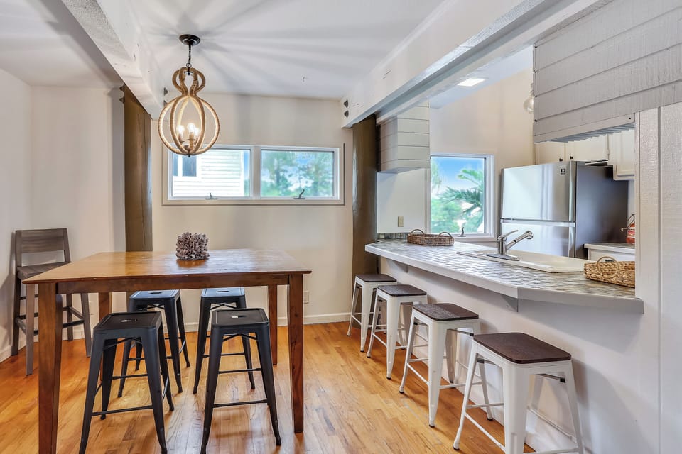 Kitchen - PRE HURRICANE- Stay Tuned!