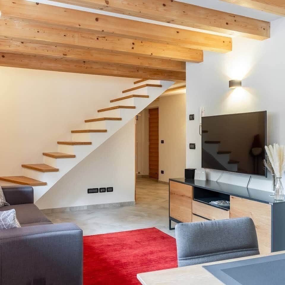 Apart Dolomiti spans two floors