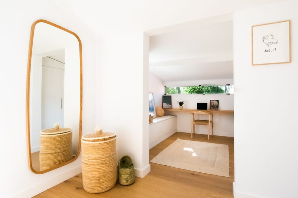 Coin bureau de la chambre 5