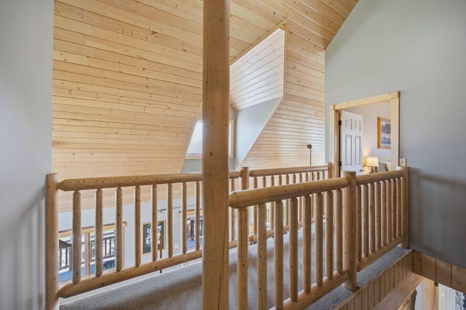 Upstairs Loft Walk Way