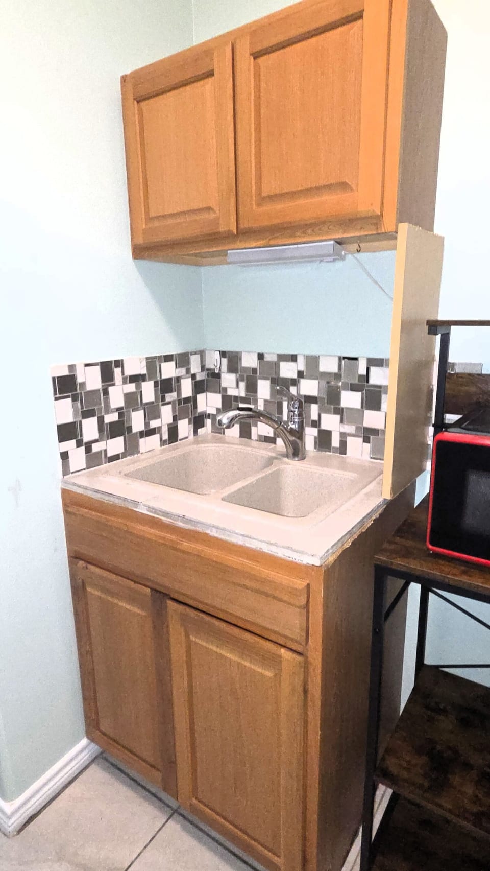 Basic cookware, kitchenware, soaps, and paper products are provided.