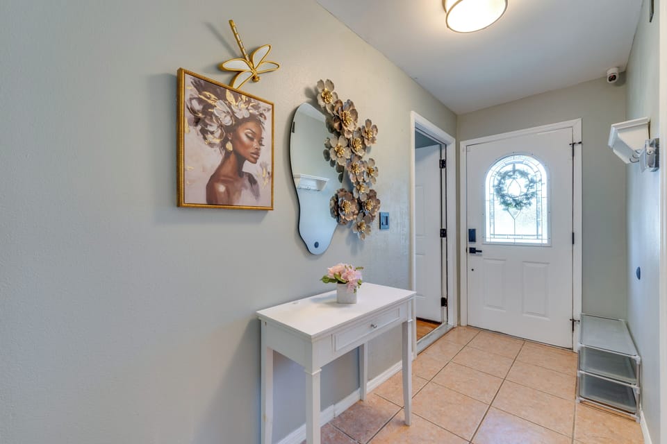 Front Entryway | Keyless Entry to Each Unit